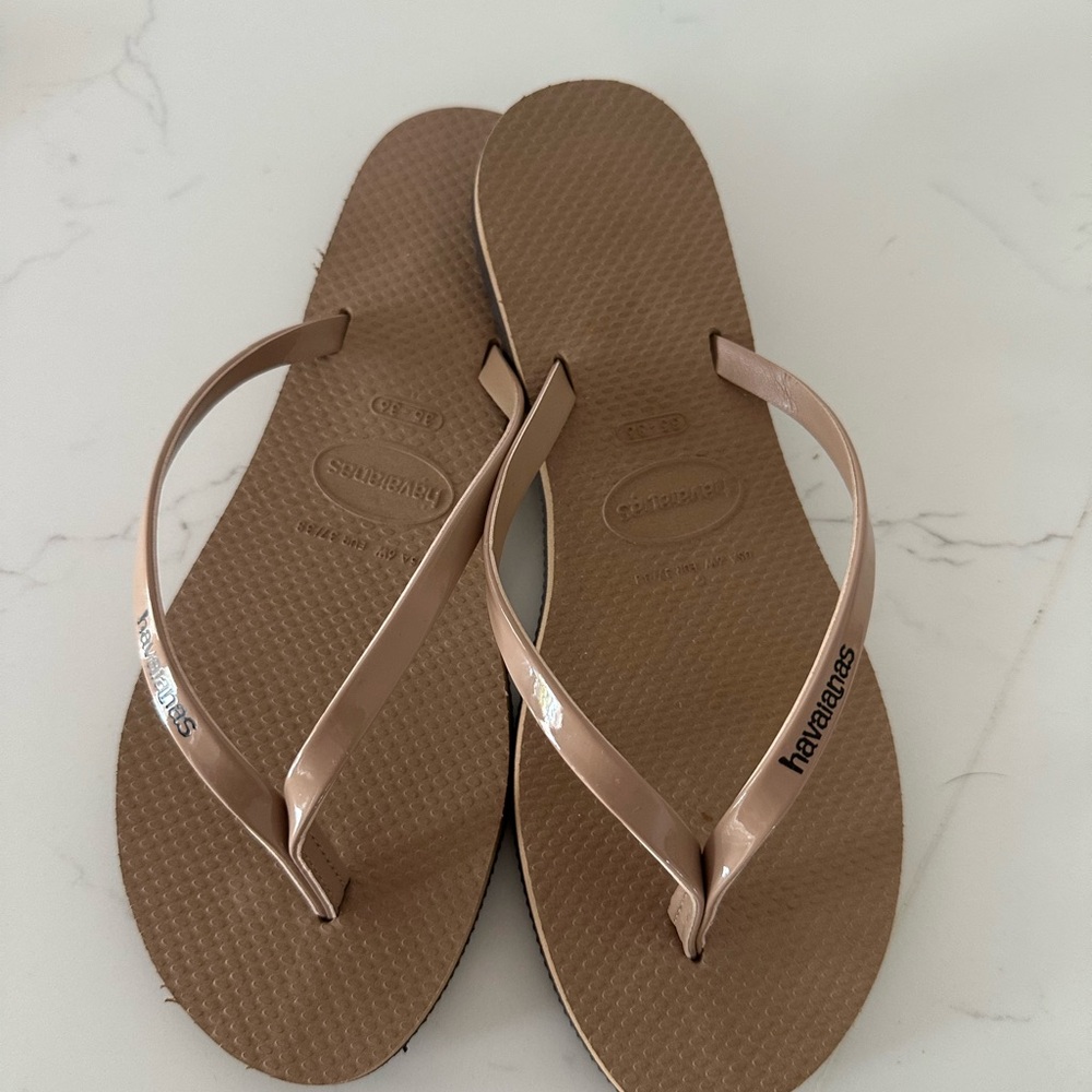 Havaianas Tan Flip Flops